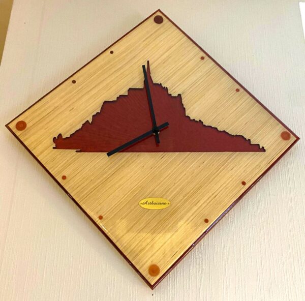 Horloge Murale en bois et résine - Mont Saint Michel Rouge