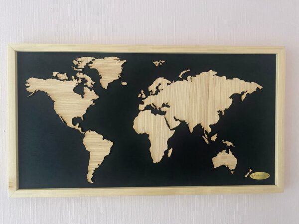 Tableau Mappemonde bois naturel fond noir
