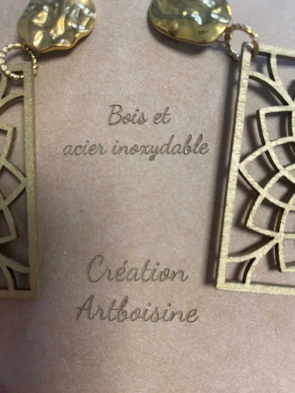 Boucles d'oreilles Clou martelé doré – Image 2